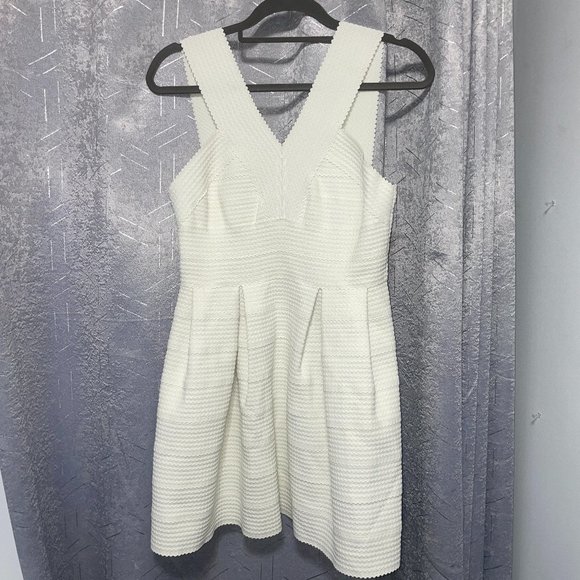 H&M Cream White Bandage Fit & Flare Dress - Garden Party Style - Sz M - Picture 1 of 6